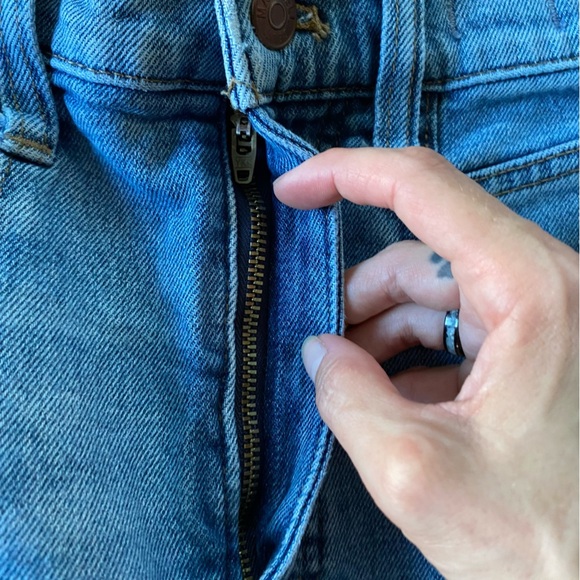 Madewell The Momjean Florian Wash TENCEL Denim Yoke-Pocket Blue Retro High Rise - Picture 9 of 13